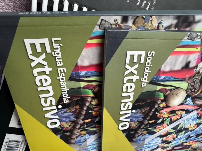 4 LIVROS - PRÉ VESTIBULAR EXTENSIVO SAE - 4 volumes