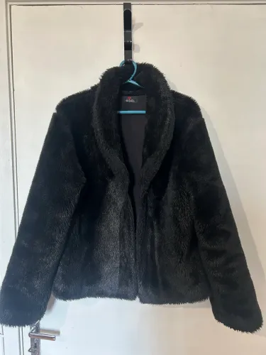 Casaco de pele preto