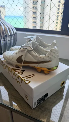 chuteira Cristiano ronaldo 