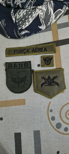 Insígnias borrachadas Aeronáutica