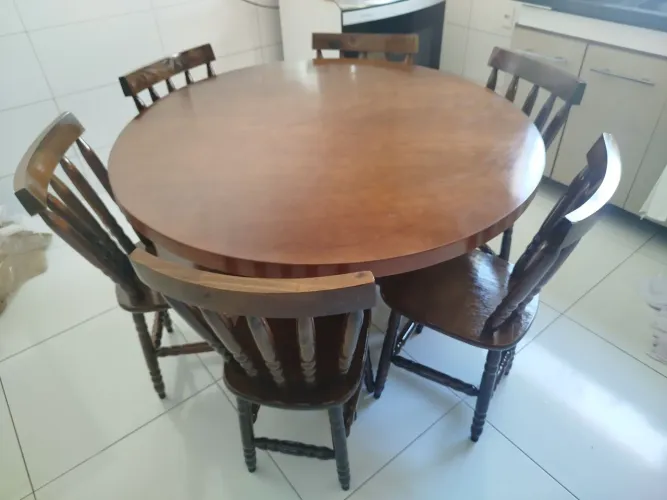 Está redonda madeira 6 cadeiras 