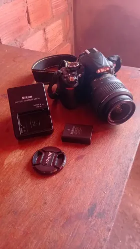 Câmera nikon 3100