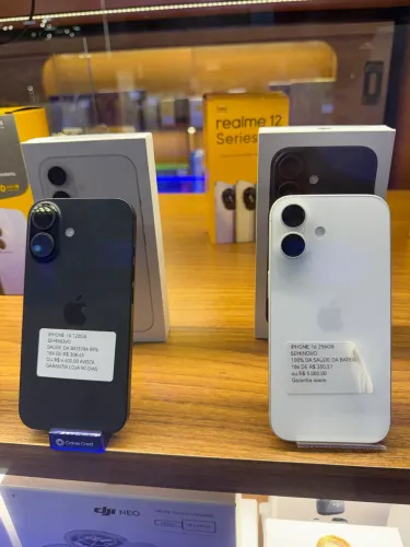 iPhone 16
