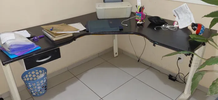 Mesa em L