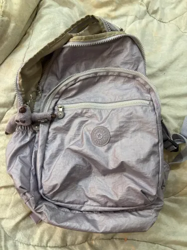 Mochila kipling roxa