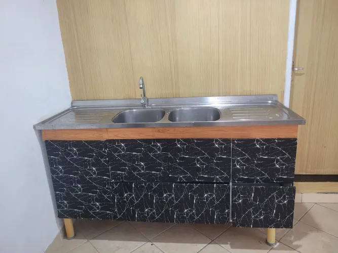 Armário de Cozinha com pia de 2 cubas