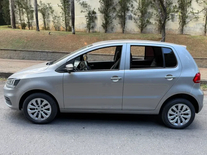 Volkswagen Fox Trendline 1.6 Flex 8V 5P 2017