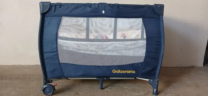Berço chiqueirinho Galzerano
