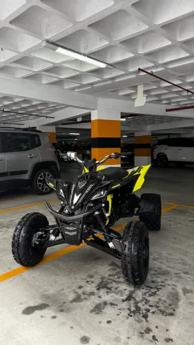 Quadriciclo Yamaha YFZ 450r