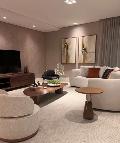 Apartamento mobiliado com 344m², 4 suítes e 4 vagas para locação no condomínio C