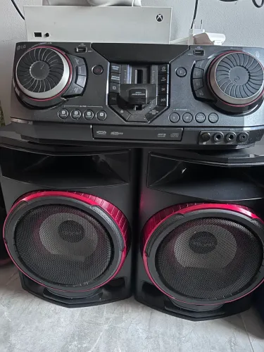 Mini System LG CL87 2350W RMS - Som Potente e de Alta Qualidade