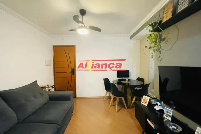 Apartamento com quintal à venda no Jardim Silvestre - Guarulhos
