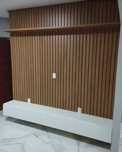 Painel Para Tv Com Ripagem L 2.00 M