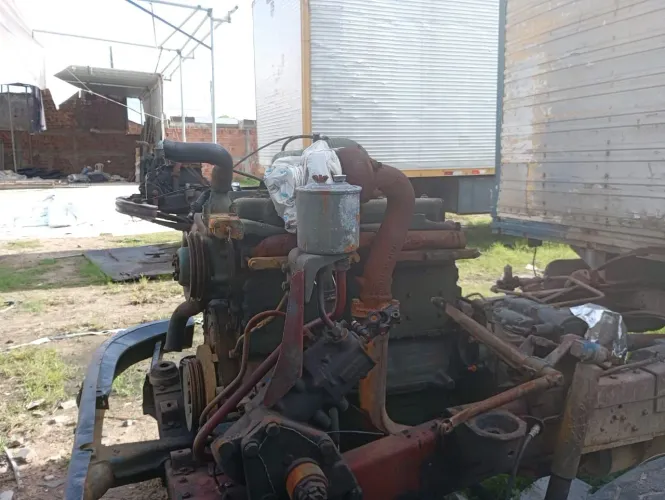 MOTOR  MERCEDES 352A