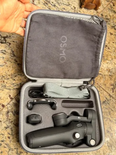 DJI Osmo Mobile Gimbal 8 pro