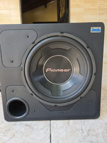 Caixa subwoofer 12 pol com módulo taramps