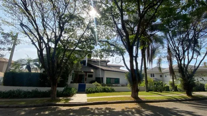 Sobrado à venda em Valinhos, Vale do Itamaracá, com 5 quartos, com 469.21 m²