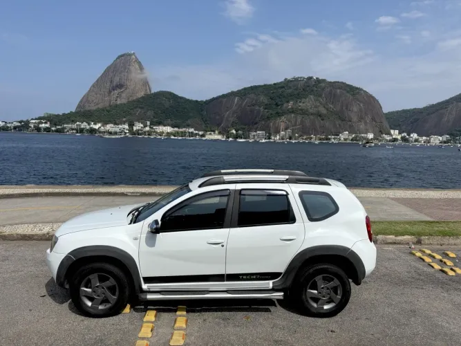 Renault Duster Dynamique 1.6 Hi-flex 16V Mec. 2014