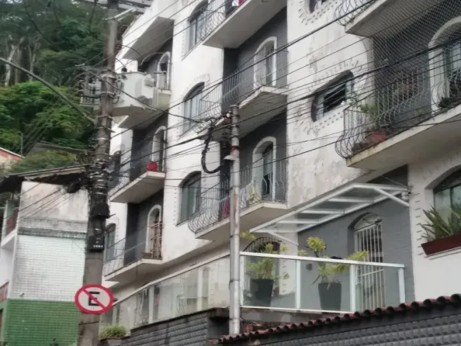 Apto 2 quartos, sala, Juiz de Fora MG