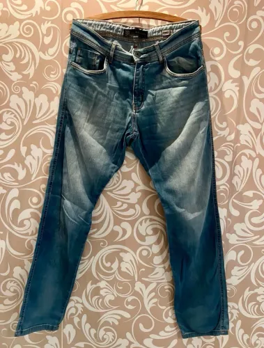 Calça jeans masculina TAM 38