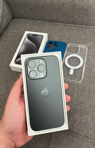 iPhone 15 PRO 256GB