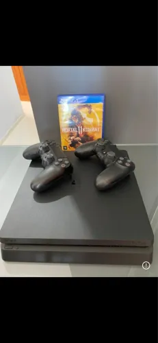 Vendo PS4 Slim de 1TB com dois controles