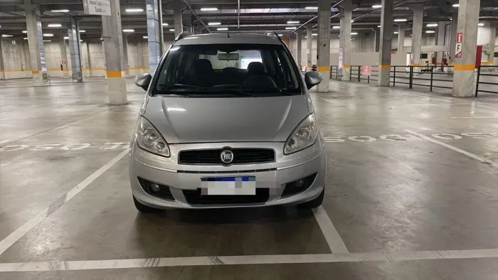Fiat Idea Attractive 1.4 Fire Flex 8V 5P 2013