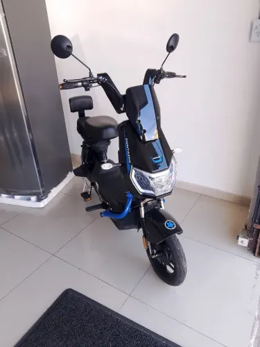 Moto elétrica 4.500