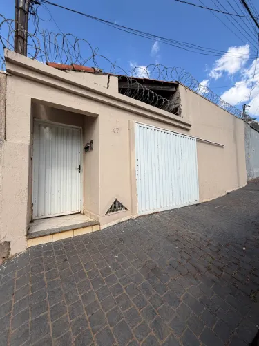 Quarto Individual para mulher - Casa aconchegante