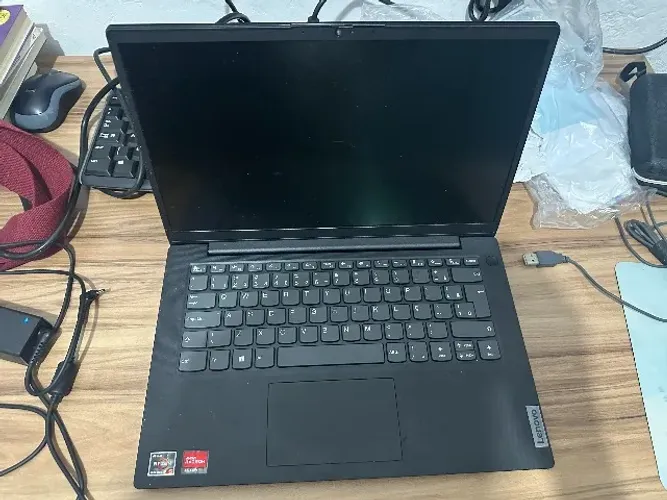 Lenovo V14 G4 AMN - Type 83GE - Ryzen? 5 7520U (2.8 GHz até 4.3 GHz)
