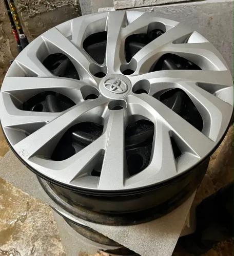 Rodas ARO 16 Corolla