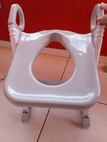 Assento infantil com escadinha ZAP *