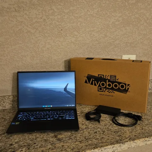 ASUS Vivobook 16X i5 12450h / RTX2050 / 8GBram / 512ssd<br><br>RAM / SSD / Tela 16" / RTX 2050