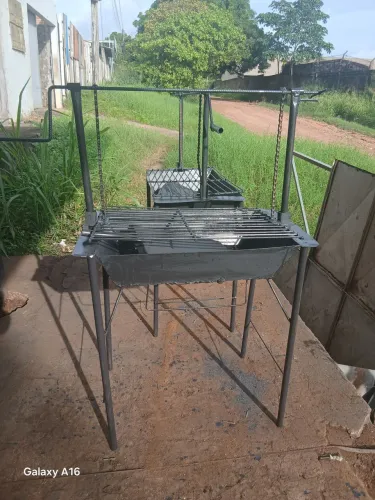 Churrasqueiras nova pronta entrega