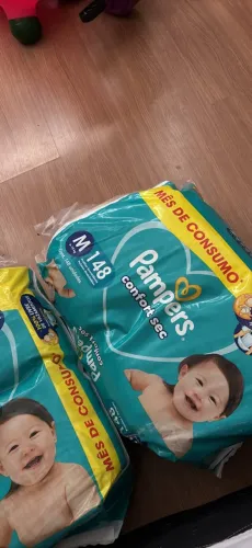 Fralda Pampers M 