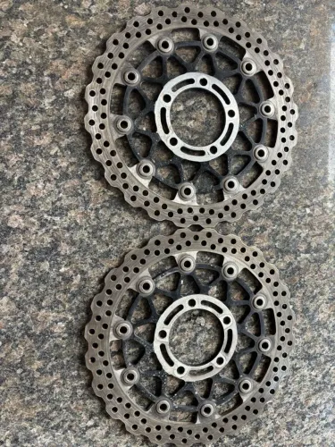 Par de discos de freio dianteiro Kawasaki ZX-10R 2012 original