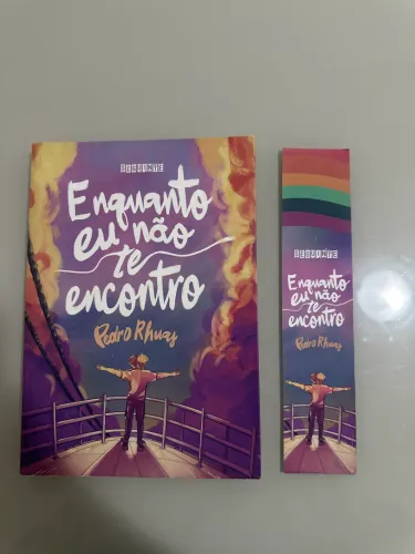 Livro Enquanto Eu Não Te Encontro - Pedro Rhuas