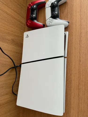PLAYSTATION 5 SLIM
