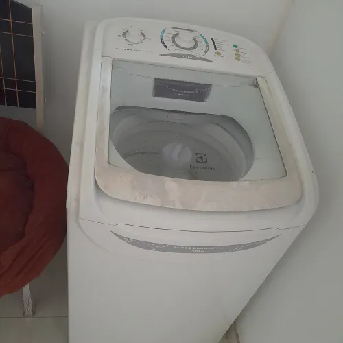 Máquina de lavar para conserto
