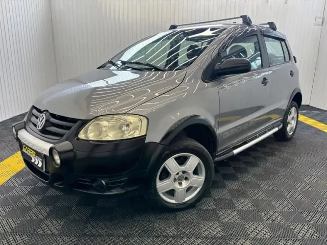 Volkswagen Crossfox 1.6 MI Total Flex 8V 5P 2008