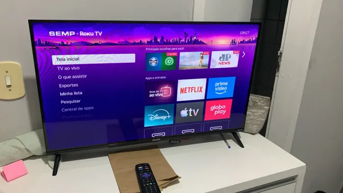 Vendo Tv 32 polegadas Sem marcas de uso