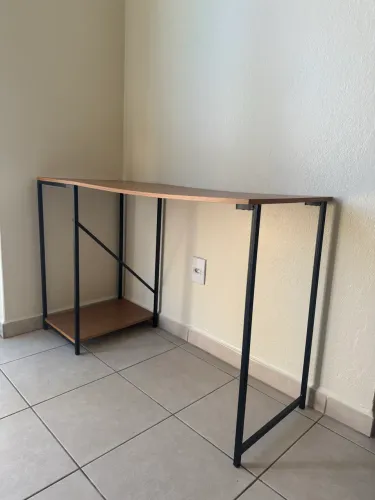 Mesa escritório e cadeira