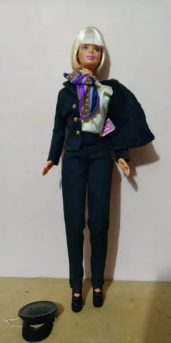 Boneca Barbie collector piloto de avião , Mattel. (ver descrição)