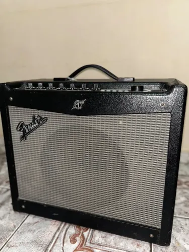 Fender Mustang III v2