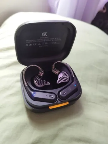 (perfeito estado) Fone de ouvido bluetooth kz09 kuni kunten
