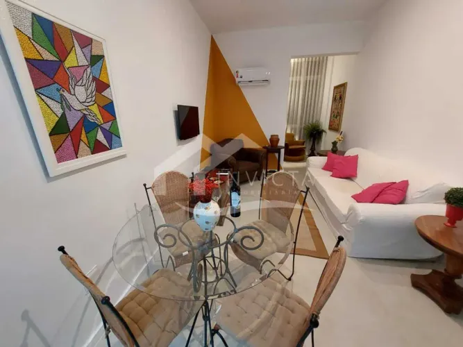 MAVILHOSO DOIS QUARTOS COM VAGA EM IPANEMA
