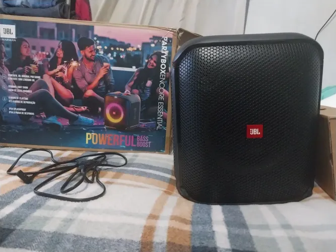 Vendo Caixa JBL Partybox Encore Essencial nova