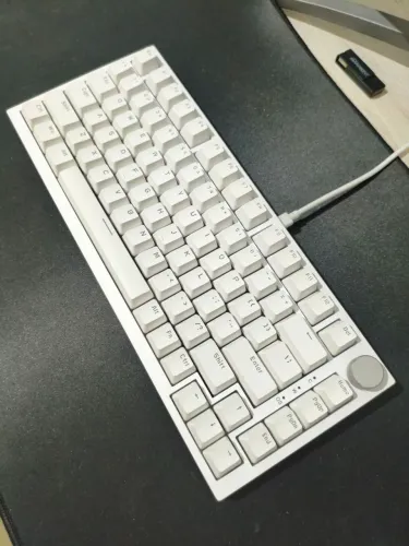 Teclado mecânico Ajazz Ak820 - com fio