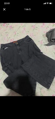 Vendo calça cargo nova