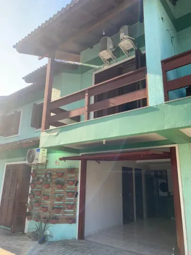 Sobrado de Condomínio, 3 quartos, 100m mar, Ingleses Norte, Florianópolis, Cod: 853